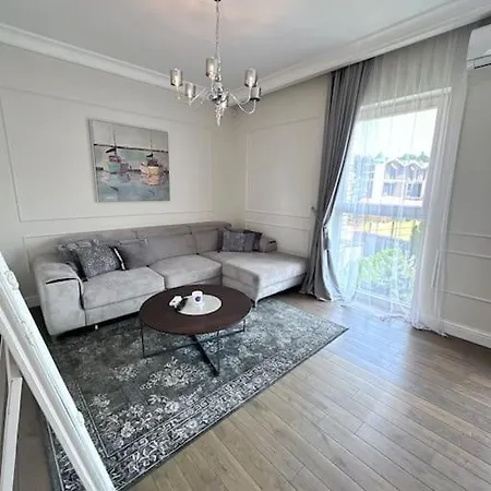 Apartment V27 *
